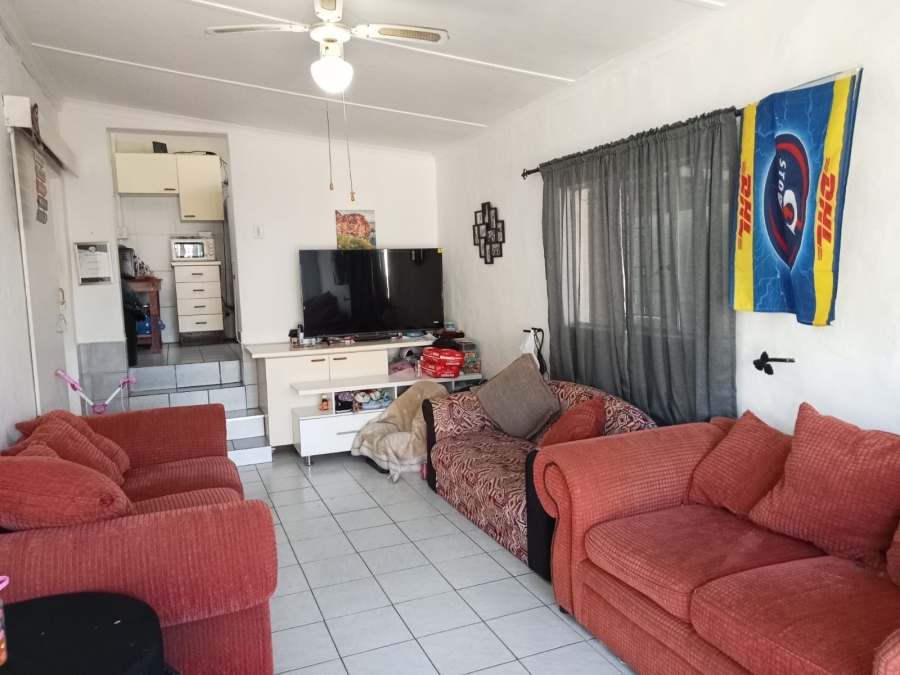 3 Bedroom Property for Sale in Sunnyridge Eastern Cape